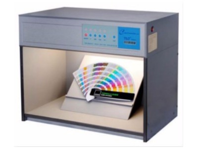 染厂用灯箱对色，为什么观察者必须要45度对——染色机控制电脑